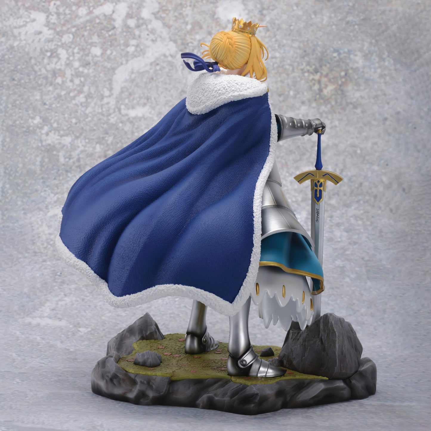 Fate/Grand Order セイバー アルトリア・ペンドラゴン 1/7スケール 塗装済み完成品フィギュア