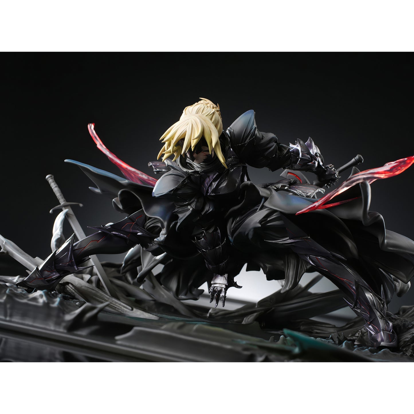 Fate/Grand Order セイバー アルトリア・ペンドラゴン オルタ 1/8スケール 塗装済み完成品フィギュア